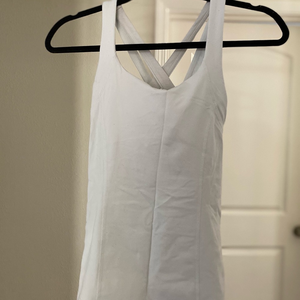 Lululemon tank